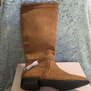 ❤️/ NWB Mid Calf Point Toe Bohemian Boots - Size 8